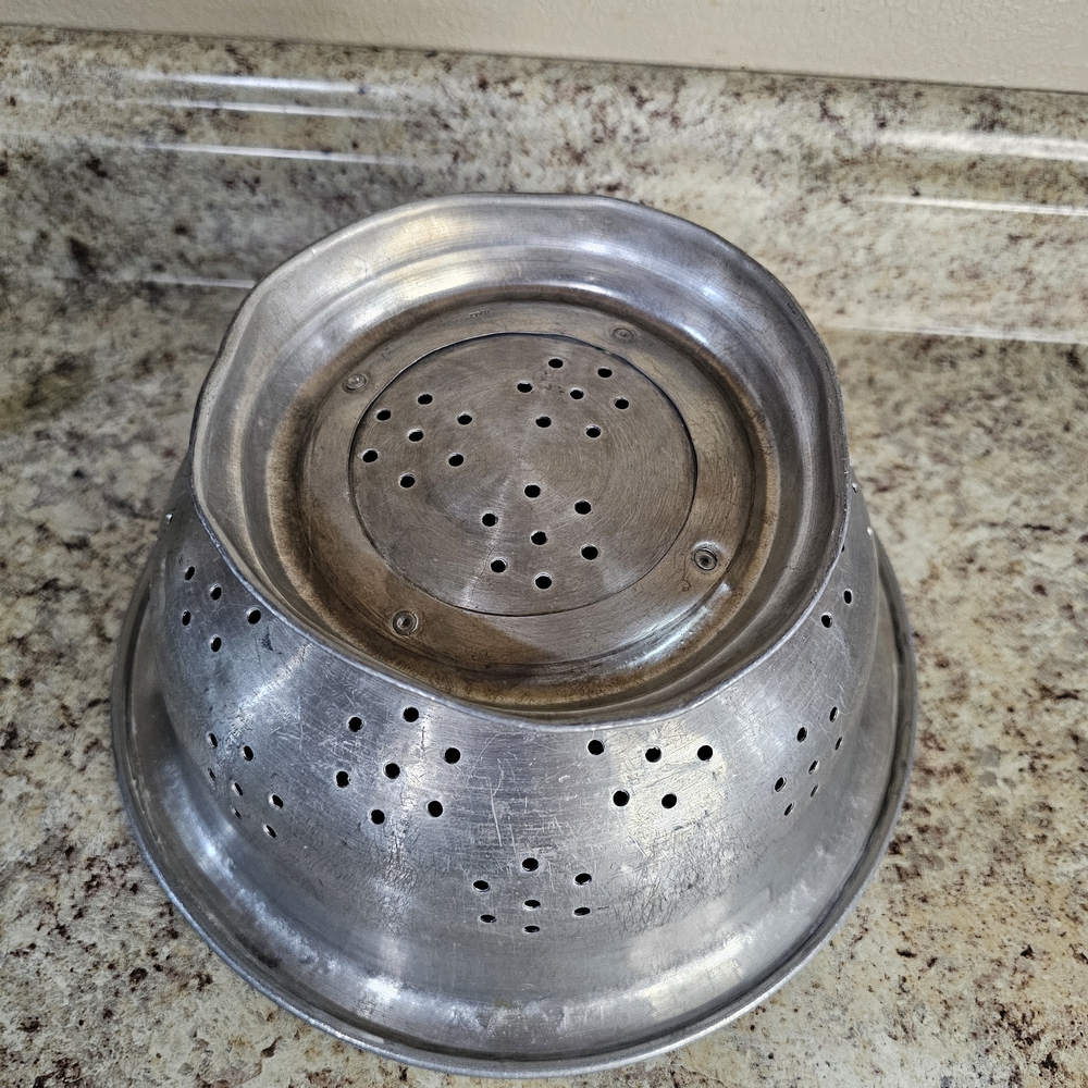 "Vintage" Stainless Steel Colander - Picture 7 of 13